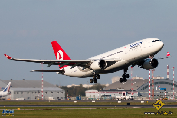 Airbus A330-203