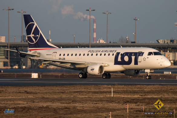 Embraer 170STD (ERJ-170-100STD)