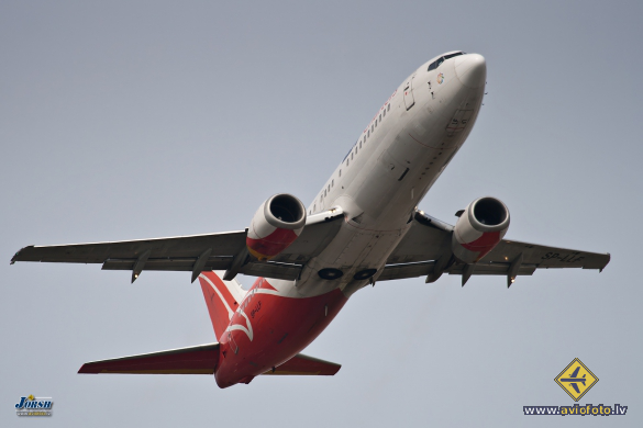 Boeing 737-45D