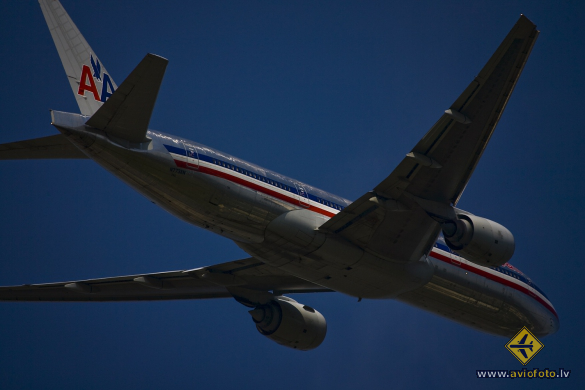Boeing 777-223/ER