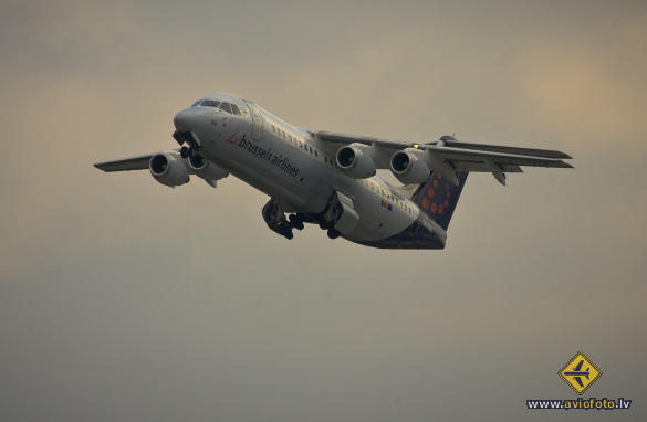 BAE Systems Avro 146-RJ100