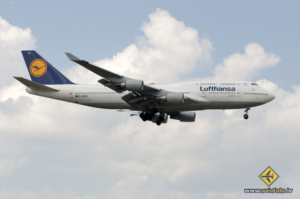 Boeing 747-430