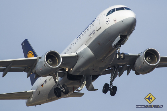 Airbus A319-112
