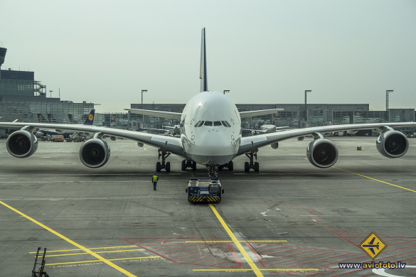 Airbus A380-841