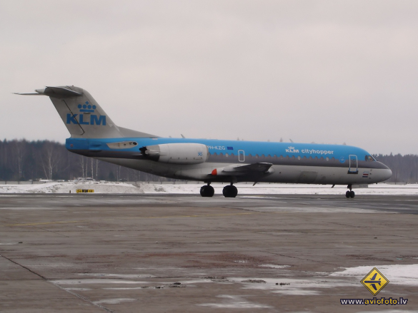 Fokker 70 (F-28-0070)