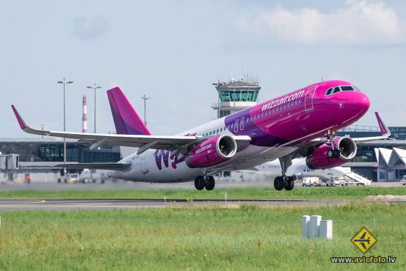 Airbus A320-232