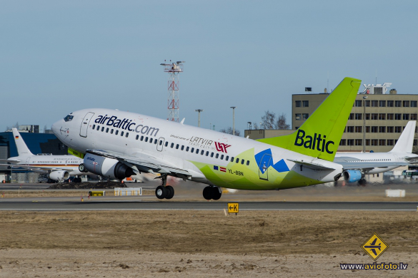 Boeing 737-522