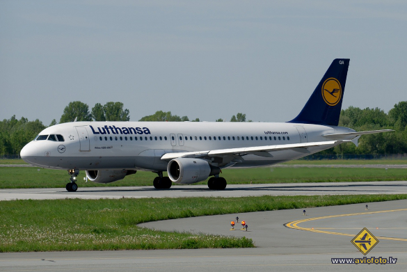 Airbus A320-211