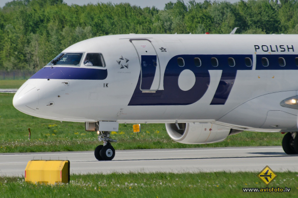 Embraer 175LR (ERJ-170-200LR)