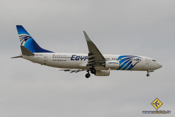 Boeing 737-866