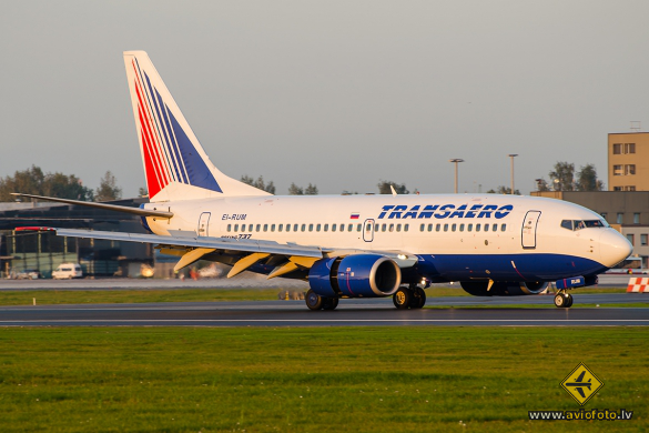 Boeing 737-7K9