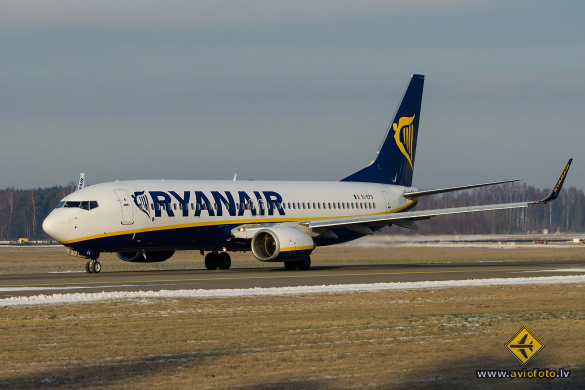 Boeing 737-8AS
