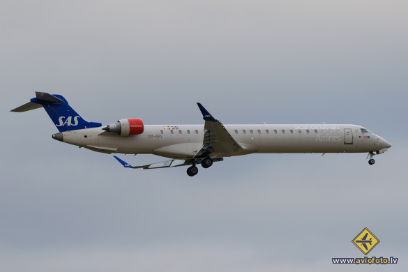 Bombardier CRJ-900ER (CL-600-2D24)