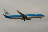 Boeing 737-8K2