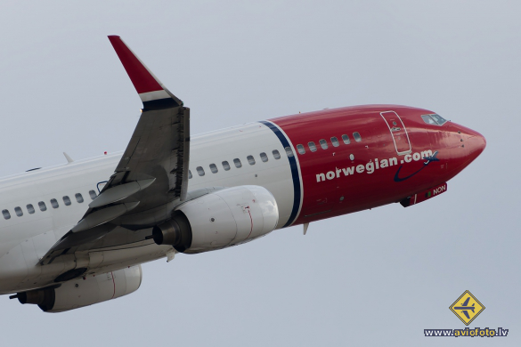 Boeing 737-86N