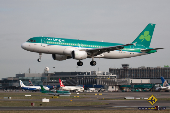 Airbus A320-214