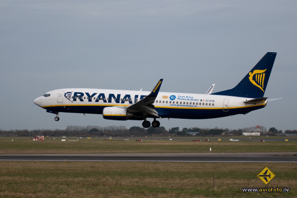 Boeing 737-8AS