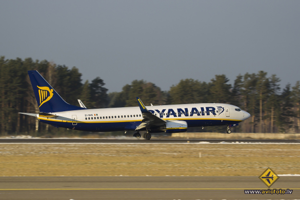 Boeing 737-8AS