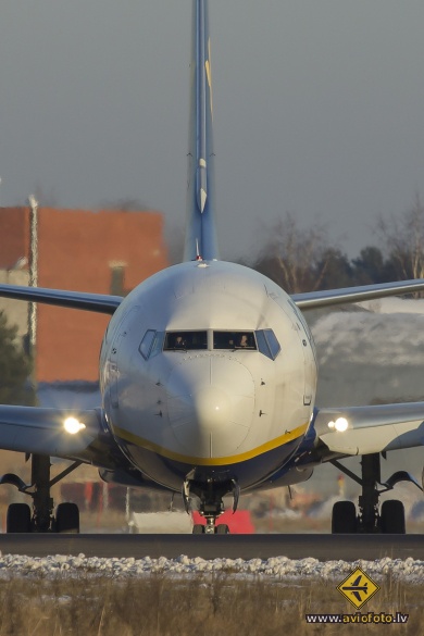 Boeing 737-8AS