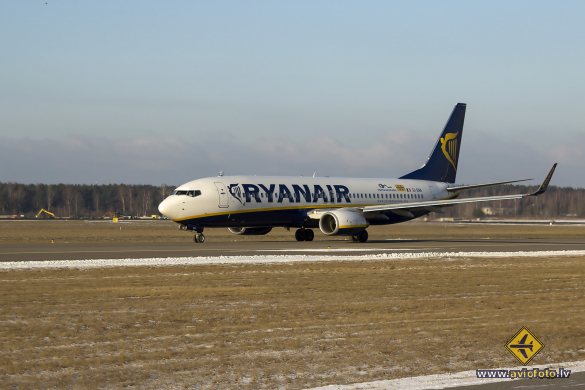 Boeing 737-8AS