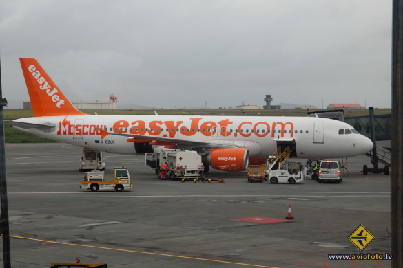Airbus A320-214