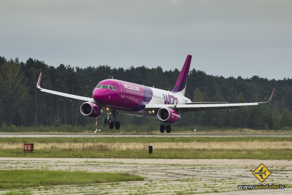 Airbus A320-232