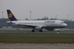 Airbus A320-214