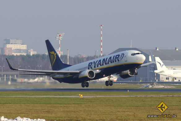 Boeing 737-8AS