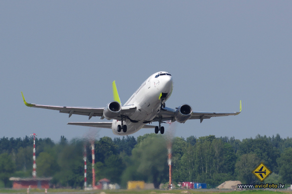 Boeing 737-36Q