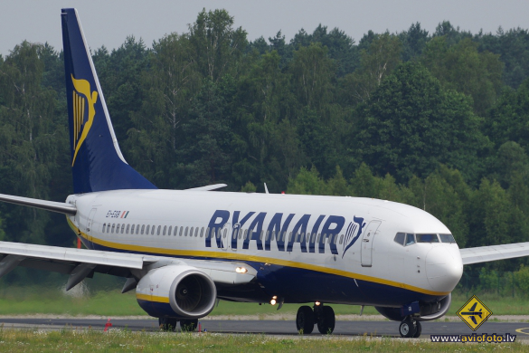 Boeing 737-8AS