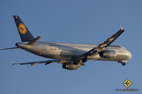 Airbus A321-131