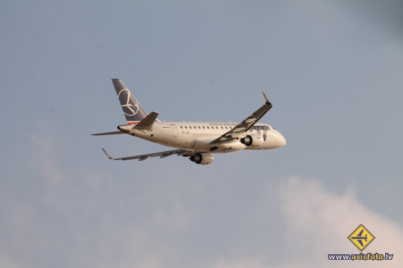 Embraer 170STD (ERJ-170-100STD)