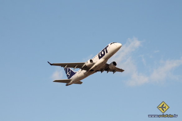 Embraer 170STD (ERJ-170-100STD)