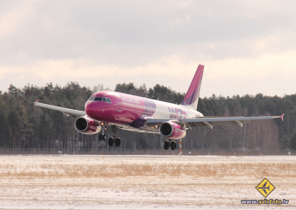 Airbus A320-232