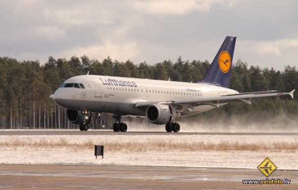 Airbus A319-114
