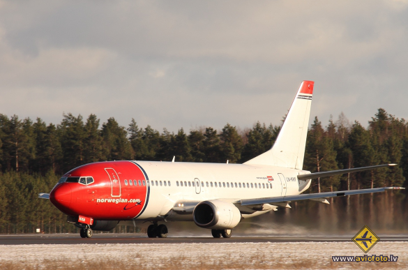 Boeing 737-3Y0