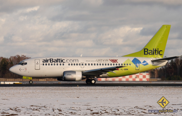 Boeing 737-522