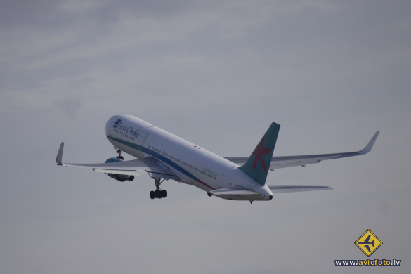 Boeing 767-324/ER