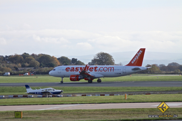 Airbus A320-214