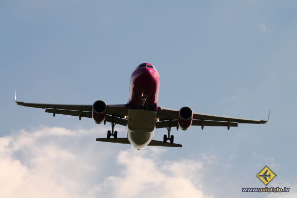 Airbus A320-232