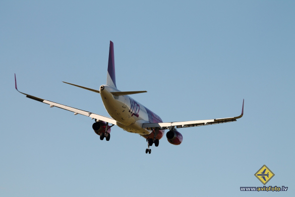 Airbus A320-232