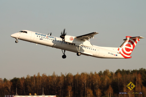 Bombardier DHC-8-402 Q400
