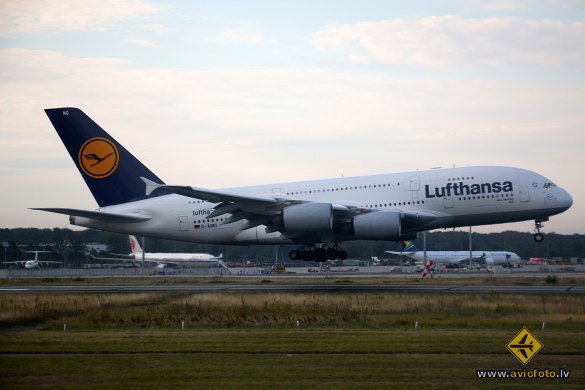 Airbus A380-841
