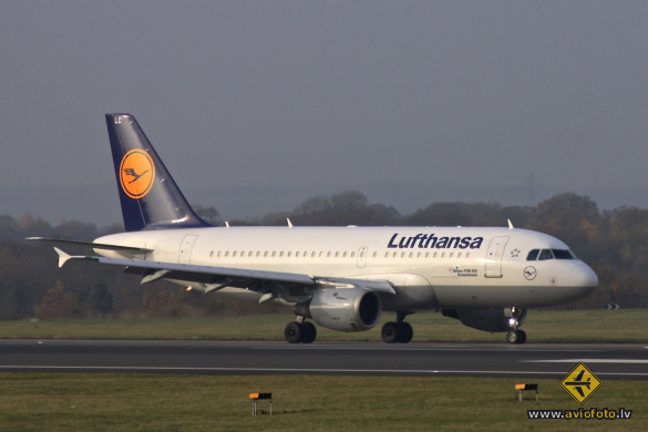 Airbus A319-114