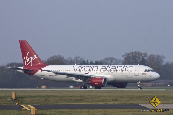 Airbus A320-214