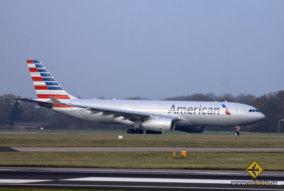 Airbus A330-243