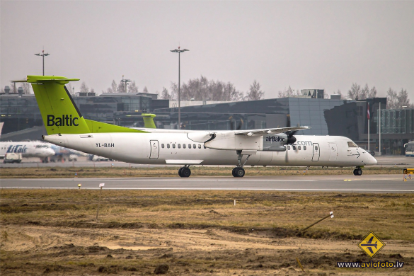 Bombardier DHC-8-402 Q400