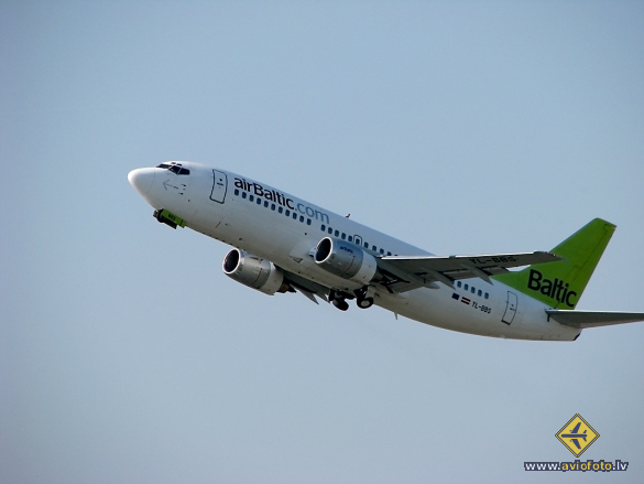 Boeing 737-31S