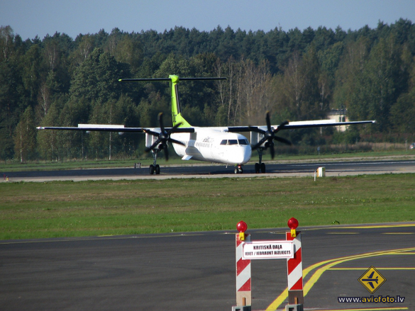 Bombardier DHC-8-402 Q400