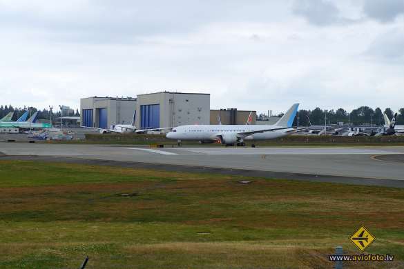 Boeing 787-8 Dreamliner